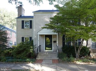 11763 N Shore Dr, Reston, VA 20190