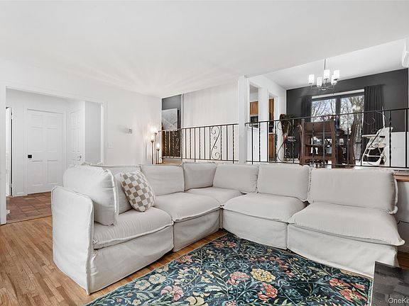 3rd image of 195 Peach Lake Road