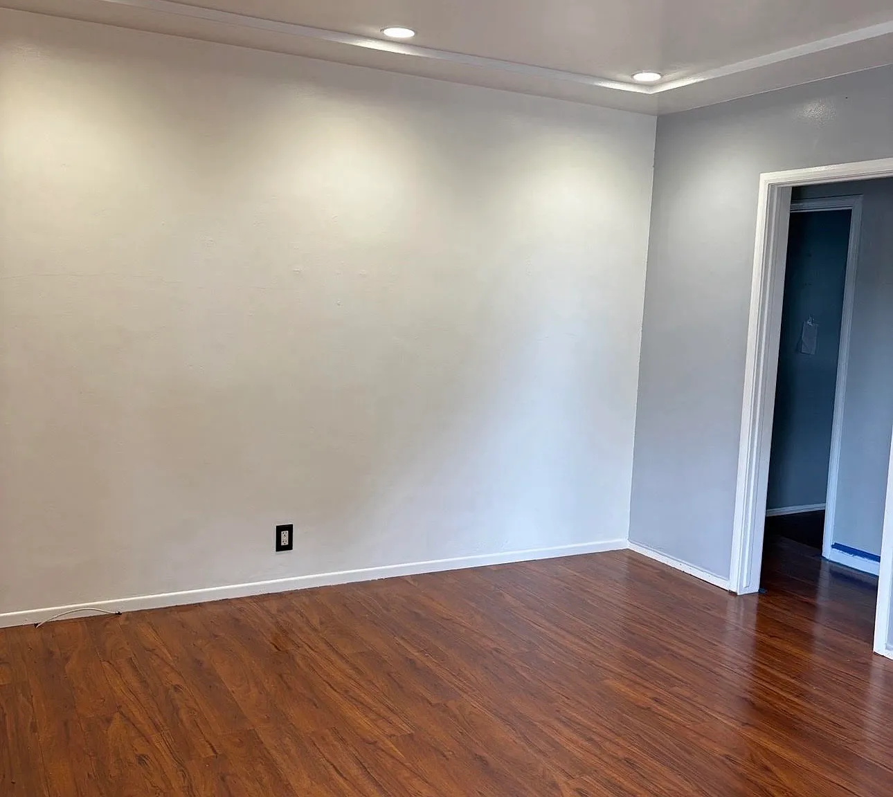 3 bed, 1357 sqft, $3,900 — Photo 2