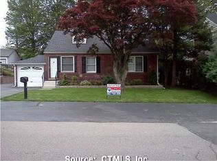65 Crest Ave, East Haven, CT 06513