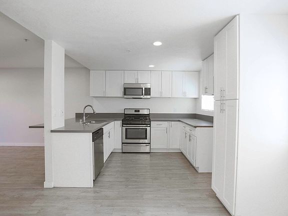3rd image of 14523 Freeman Ave APT 2