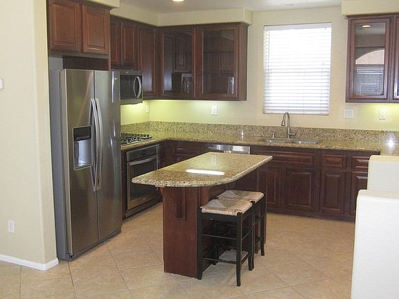 5th image of 2625 Villas Way #1