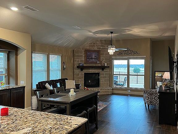 2nd image of 2369 Llano Dr