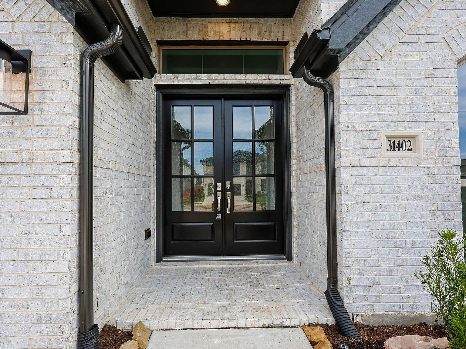 4 bed, 3.0 bath, 2529 sqft, $3,000 — Photo 3