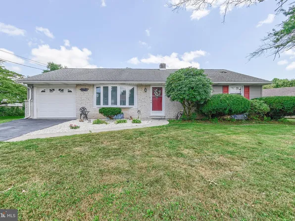 456 Leaman Ln, Hellam, PA 17406