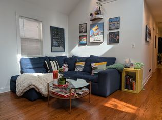 1231 N Bosworth Ave APT 2R, Chicago, IL 60642