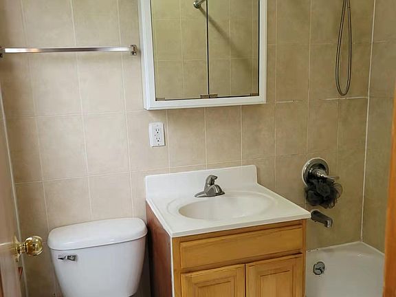 3rd image of 519 125th St Floor 2
