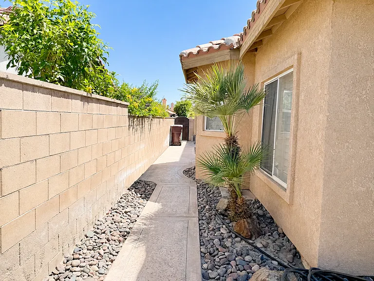 78724 Como Ct — Photo 25
