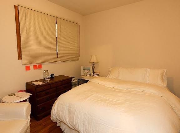 4th image of 819 N Wood St #One_1
