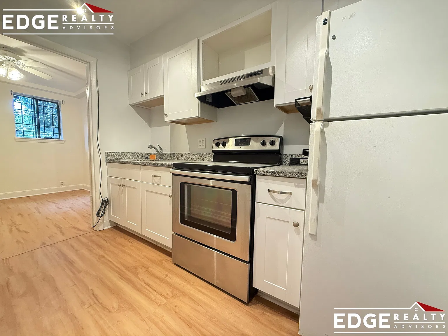 2 bed, 1.0 bath, $2,650 — Photo 2
