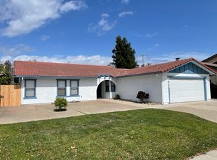 1449 Greenwich Dr, Manteca, CA 95336