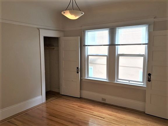 3rd image of 351B 29th St