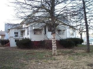 1110 E Chestnut St, Desloge, MO