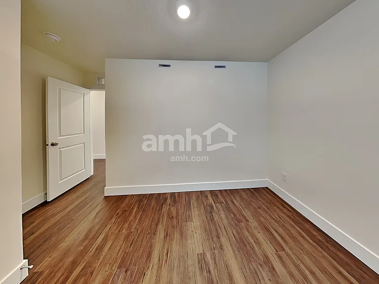 1407 E Ludlow Dr — Photo 19