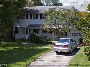 9018 Brierly Rd, Chevy Chase, MD 20815