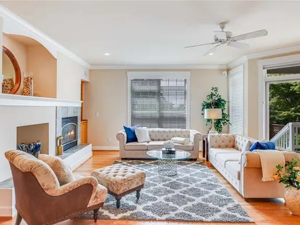 (undisclosed Address), Renton, WA 98056