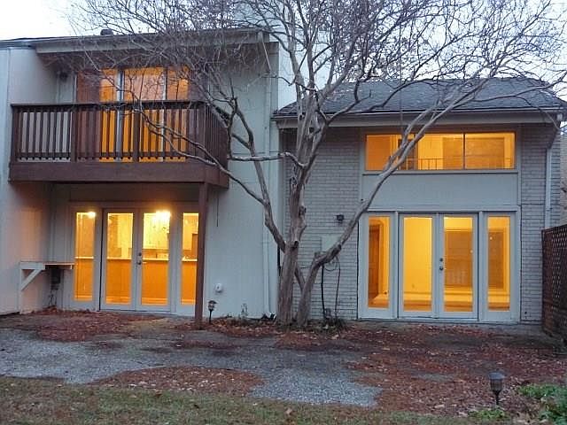 1st image of 2943 Country Place Cir