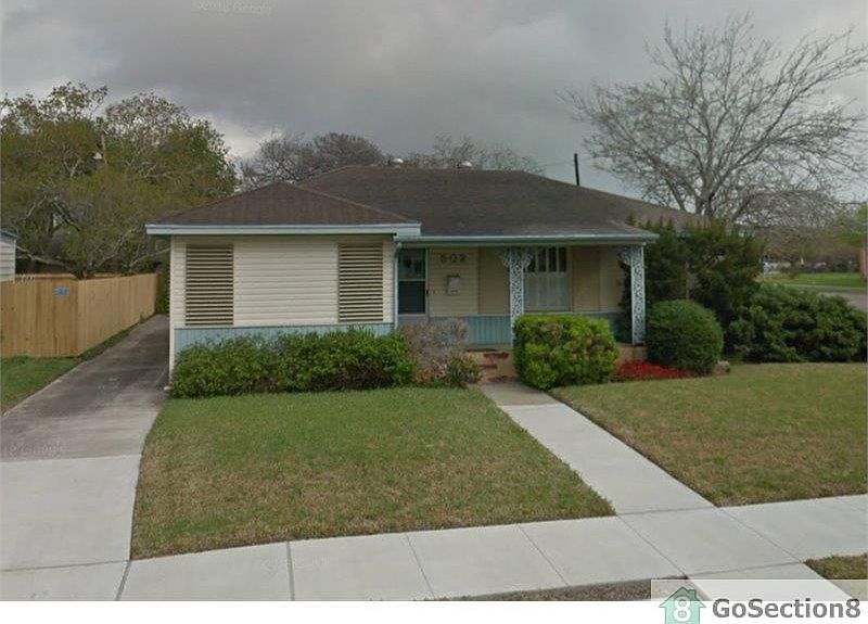 2nd image of 502 Chamberlain St
