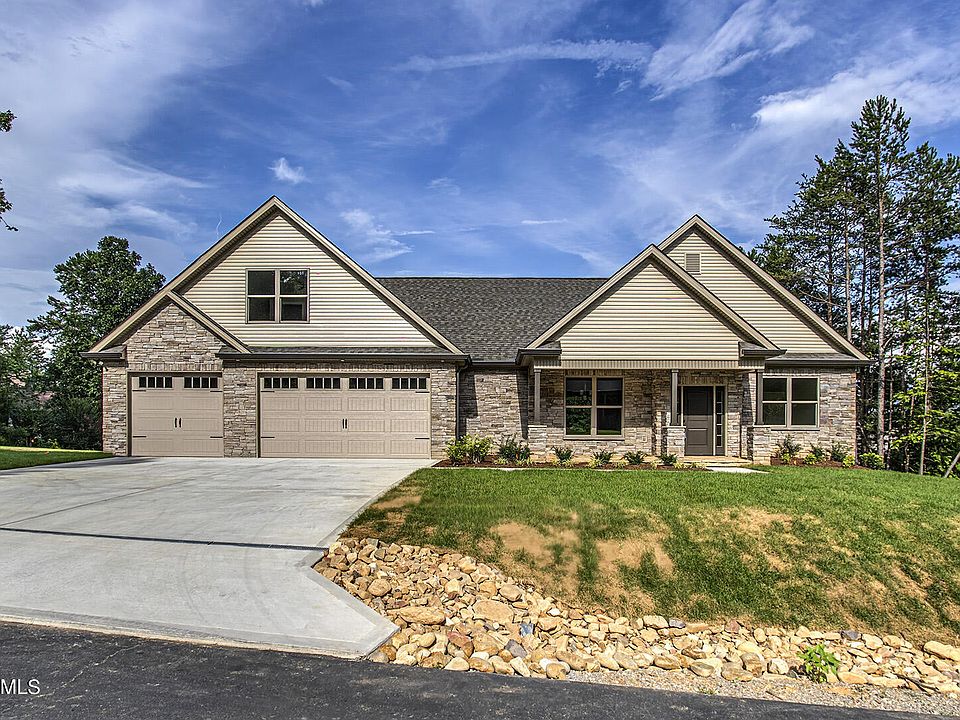 1st image of 279 Coyatee Dr N
