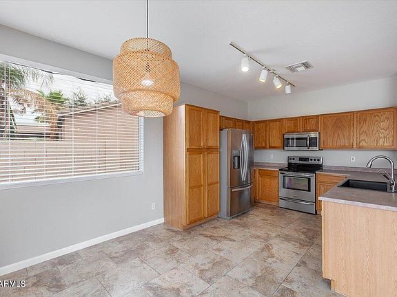 5th image of 3892 S SINOVA Avenue