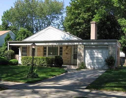 1st image of 5008 W Farwell Ave