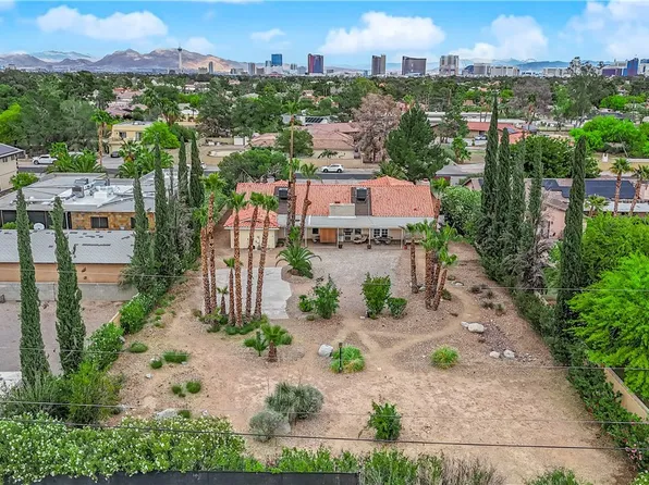3065 S Torrey Pines Dr, Las Vegas, NV 89146