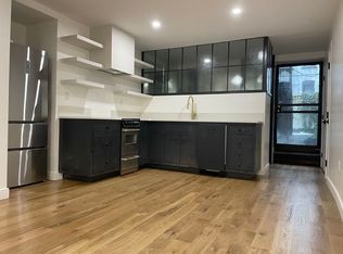 247 E Broadway #1F, New York, NY 10002