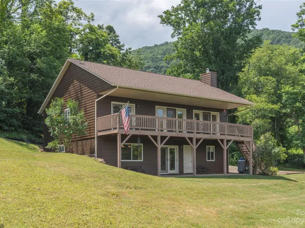 194 Kelly Springs Rd, Waynesville, NC 28786