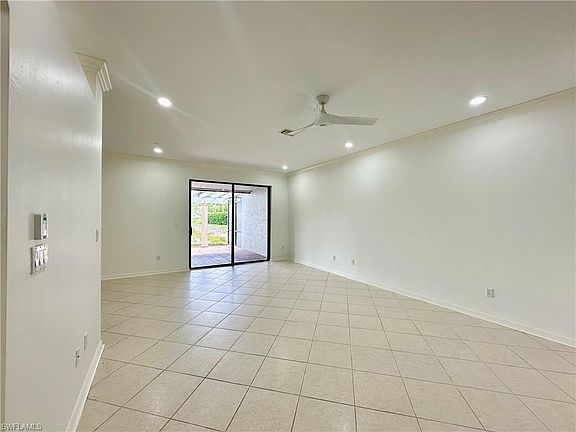 3rd image of 15031 Summit Place Cir #42
