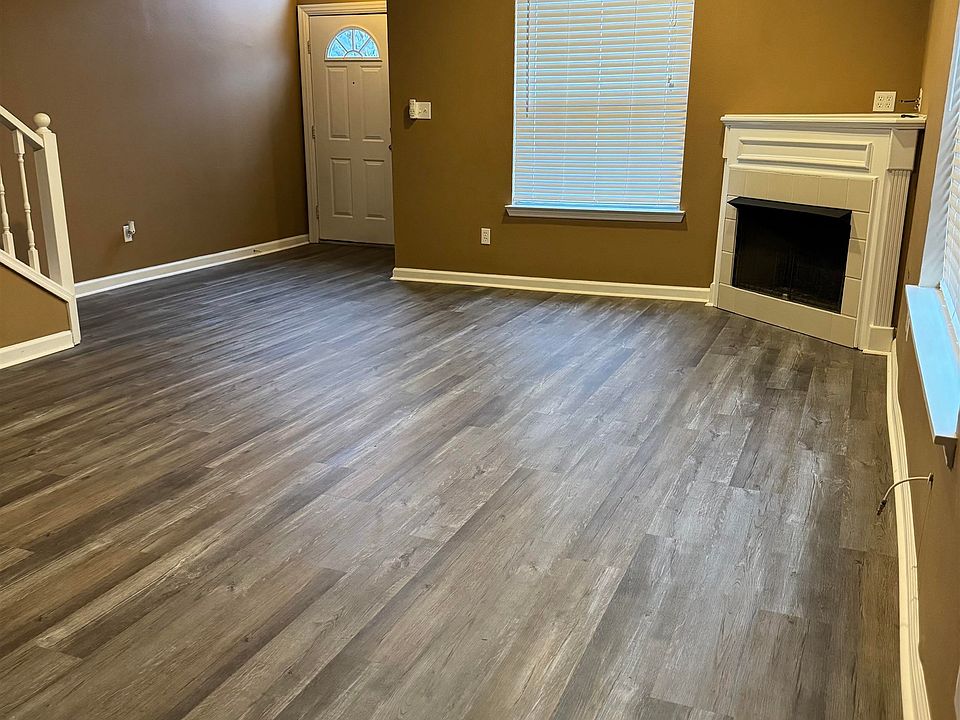 1st image of 2515 Golden Park Ln