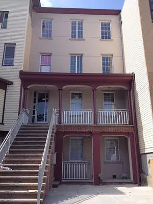 Rented by Full Time Management | media 15