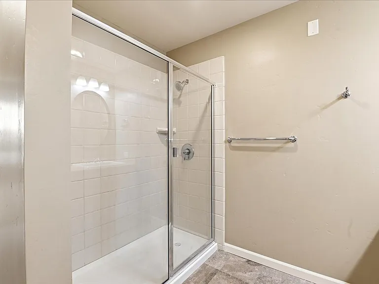 323 W Jefferson #503 — Photo 18