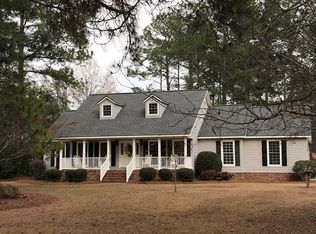 2527 Tallokas Rd, Moultrie, GA 31788