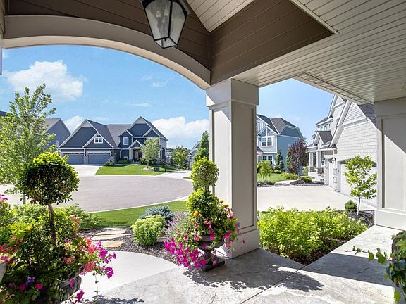 4th image of 6020 Black Oaks Ct N