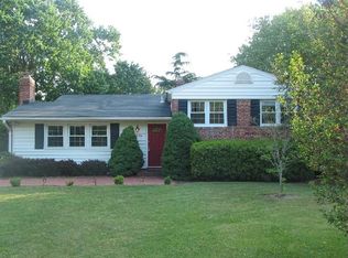 1910 Shannon Ct, Alexandria, VA 22306