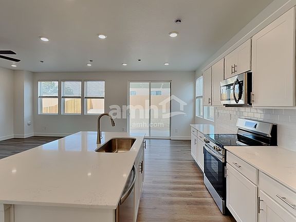 4th image of 10057 Atchinson Ct
