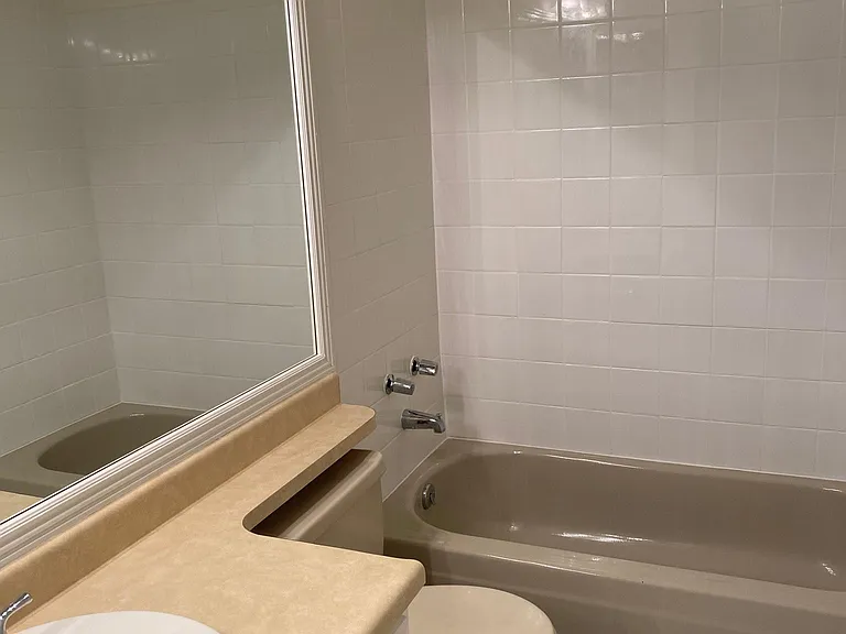 6811 Ravencrest Dr — Photo 3
