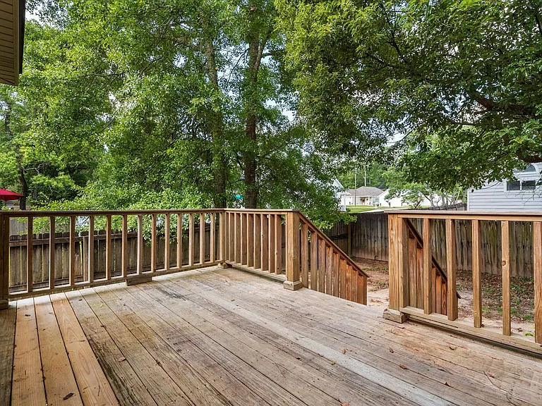 1056 Linlen Ave — Photo 19