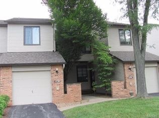 1736 Pineberry Ct, Saint Louis, MO 63146