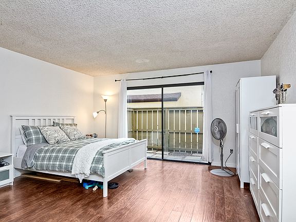 3rd image of 10313 Caminito Aralia APT 83