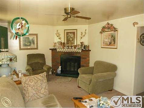 6674 eDWARDS 004.jpg