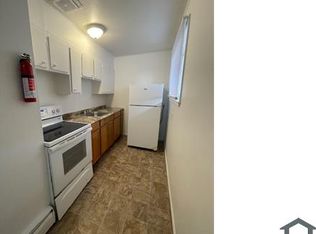 83 Harvey Pl, Ypsilanti, MI 48198