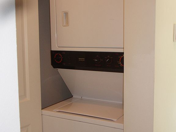 washer dryer in unit