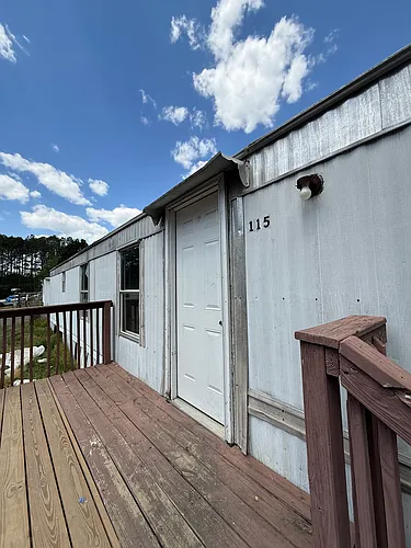 115 Goddard Ln Photo 1