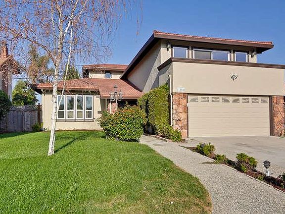 2nd image of 3131 Brandywine Dr