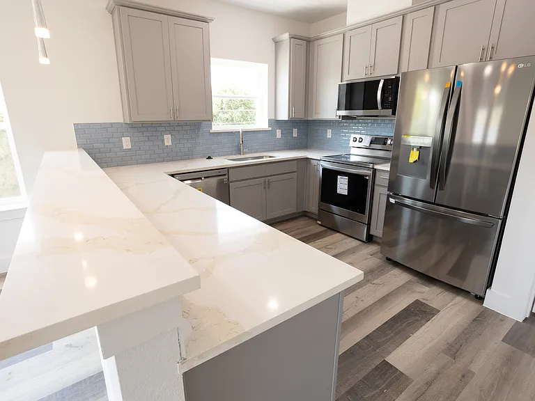 3146 Wayside Ave — Photo 12