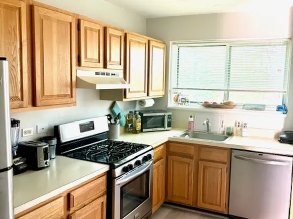 10618 Kenilworth Ave APT 203, Bethesda, MD 20814