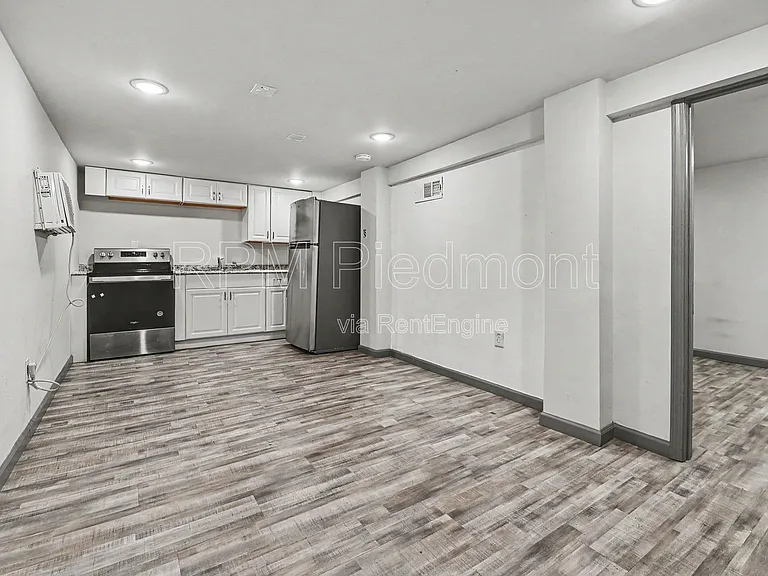 3181 Church St #C — Photo 6