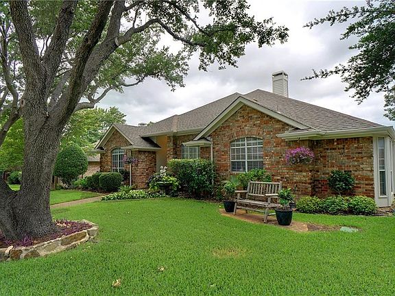 2nd image of 1303 Ponderosa Pine Ln