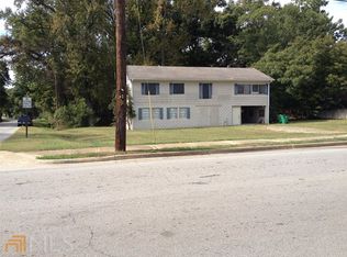 45 S Center St, Winder, GA 30680